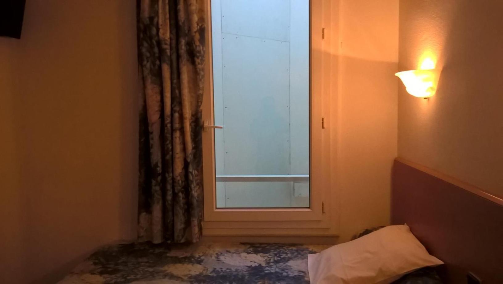 Hotel Compostelle Лурд Екстериор снимка