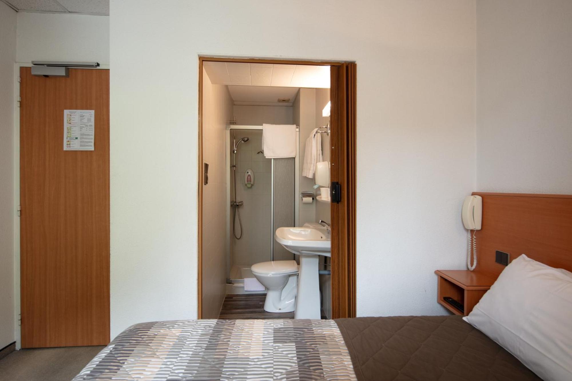 Hotel Compostelle Лурд Екстериор снимка
