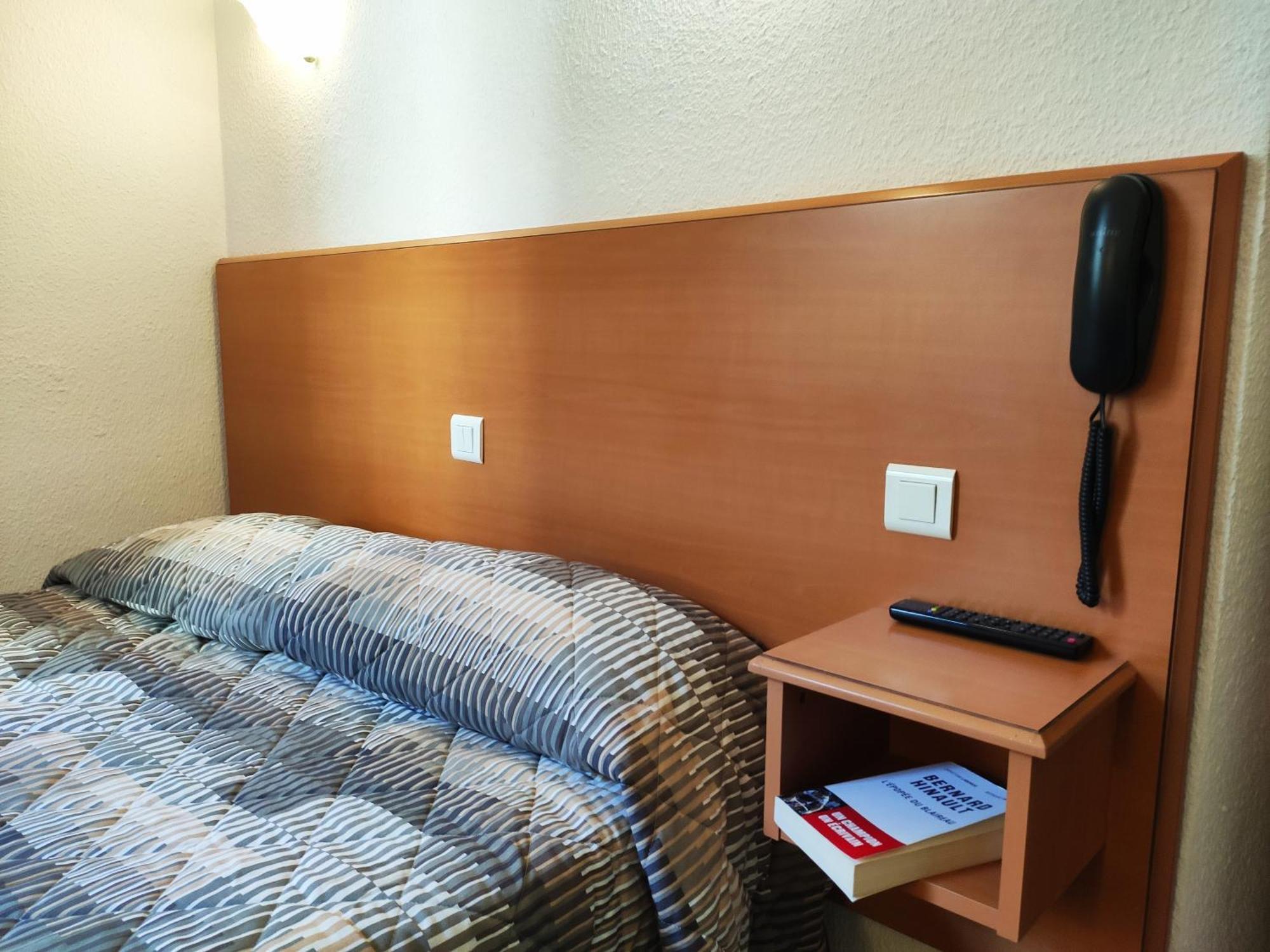 Hotel Compostelle Лурд Екстериор снимка