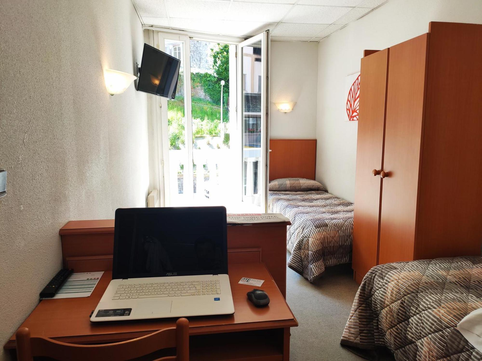 Hotel Compostelle Лурд Екстериор снимка