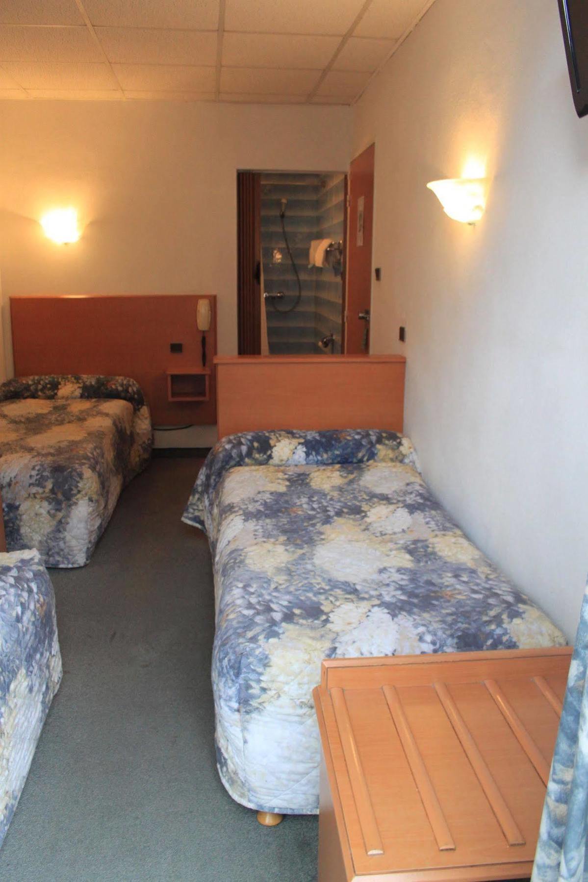 Hotel Compostelle Лурд Екстериор снимка